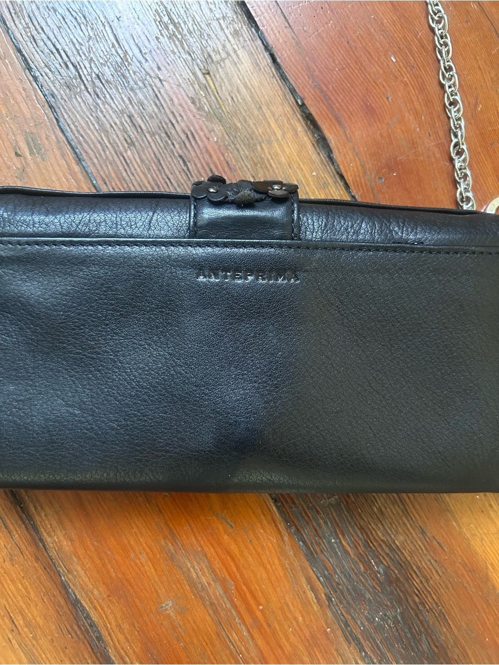 Anteprima Black leather Floral Appliqué clutch/wallet - Picture 5 of 14